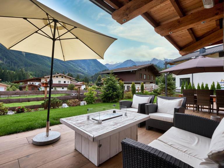 Fully equipped chalet with patio & sauna | Pets are welcome — photo 2