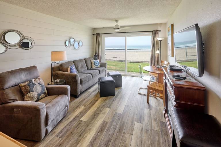 Condo Lincoln City