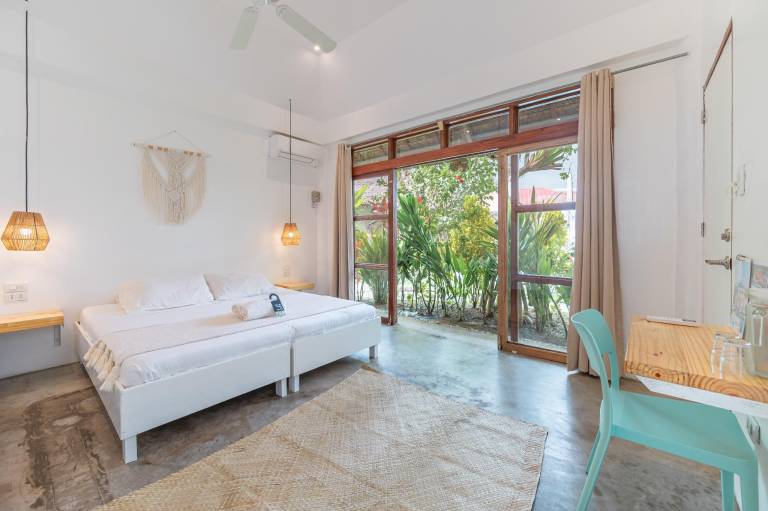 Nice holiday apartment with grill, yard & pool | Pets are welcome — photo 5