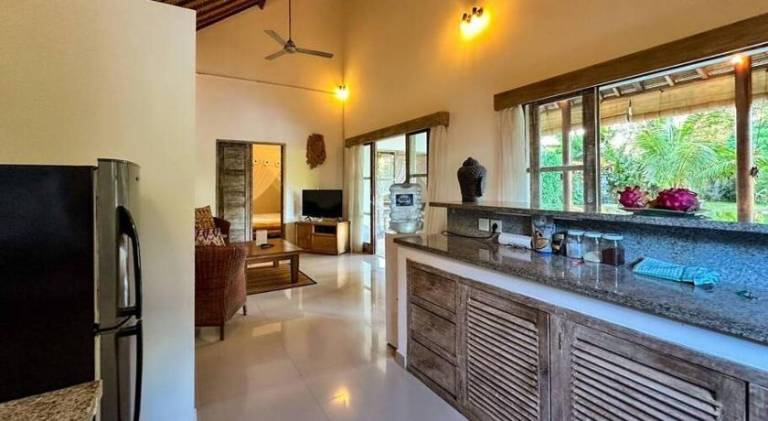 Manava Villa - 2 bd, infinity pool & tropical garden - Uluwatu — photo 4