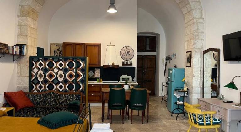 Apartment with 1 room for 2 persons in Andria