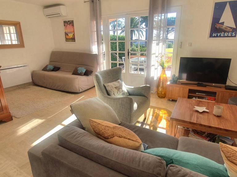Fully equipped holiday apartment with pool | Dogs allowed — photo 4