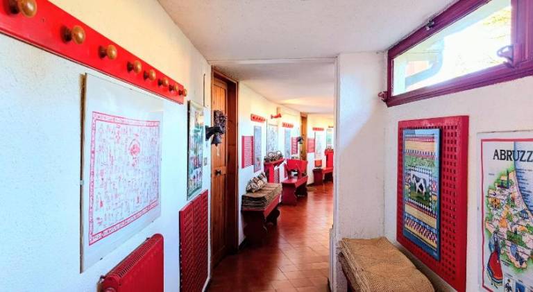 Rental apartment with 5 rooms for 10 persons — photo 5