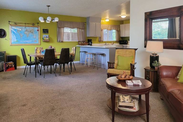Cottage  Orchard Mesa