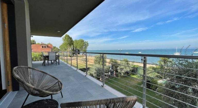 Bardolino Luxury in Cavaion Veronese