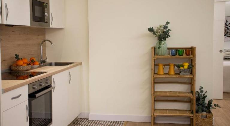 Apartment | Near Mercado de la Ribera — photo 4