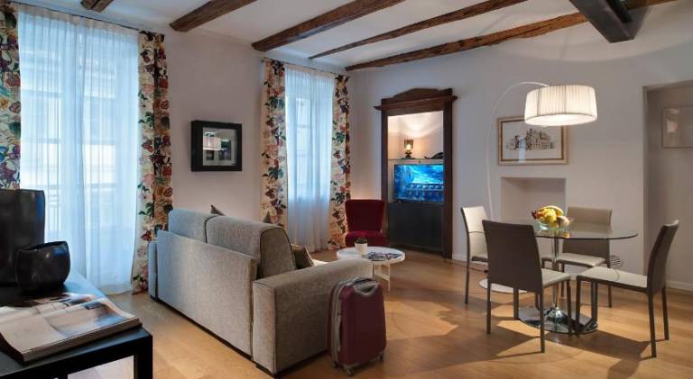 Wonderful serviced apartment | Next to Mole Antonelliana | Dogs allowed in Turin