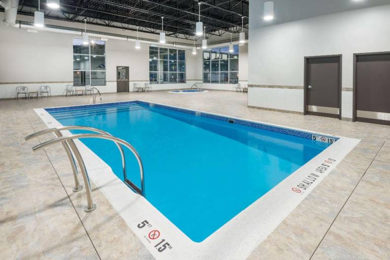 Microtel Inn & Suites by Wyndham Sudbury — photo 5