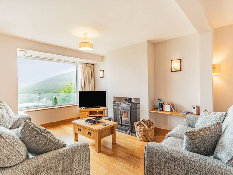 Cottage with yard in Keswick