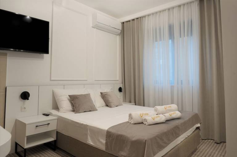Aparthotel  Budva