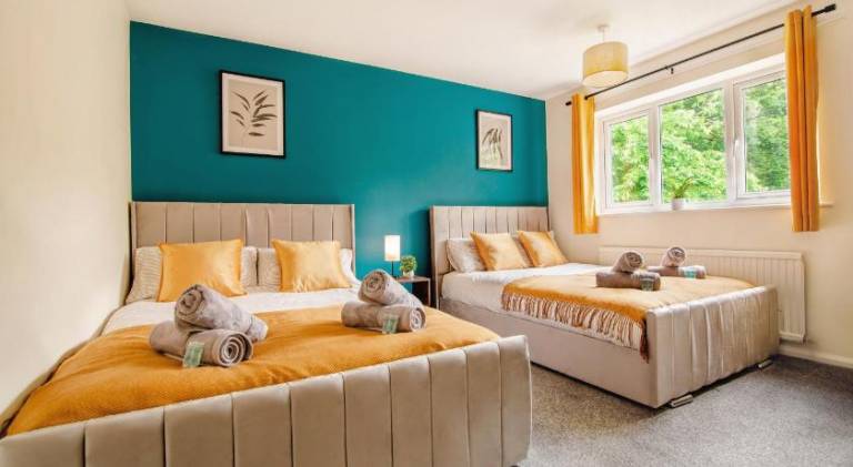 Apartment with 2 rooms for 8 persons in Sheffield