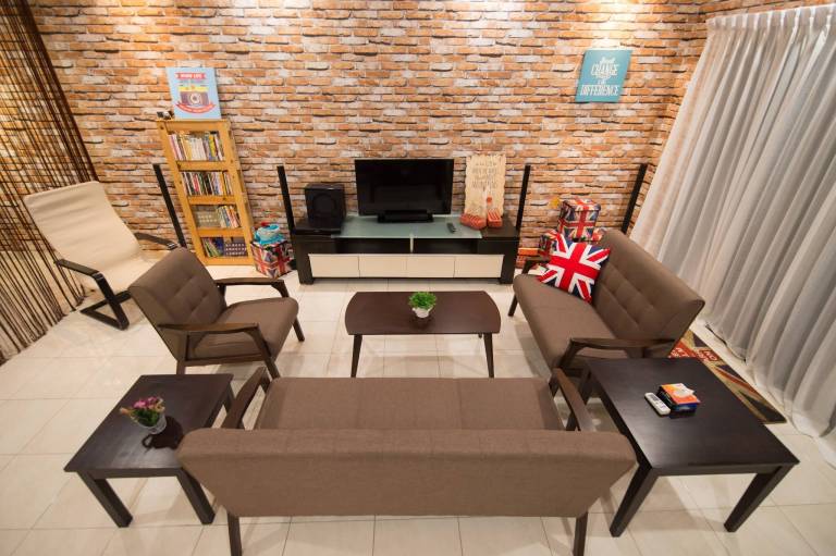 House  Kulai