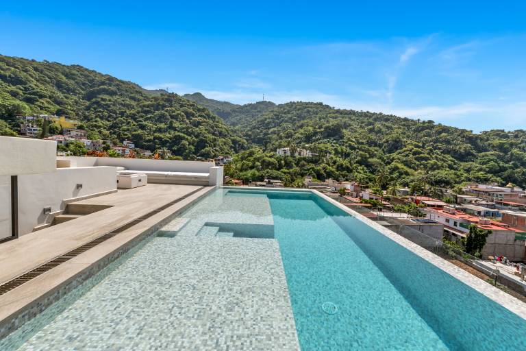 Casa Formosa &middot; Modern 2BR Rooftop Pool