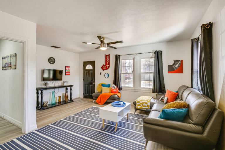 Time Machine: Games Galore in Lubbock Home By TTU! — photo 5