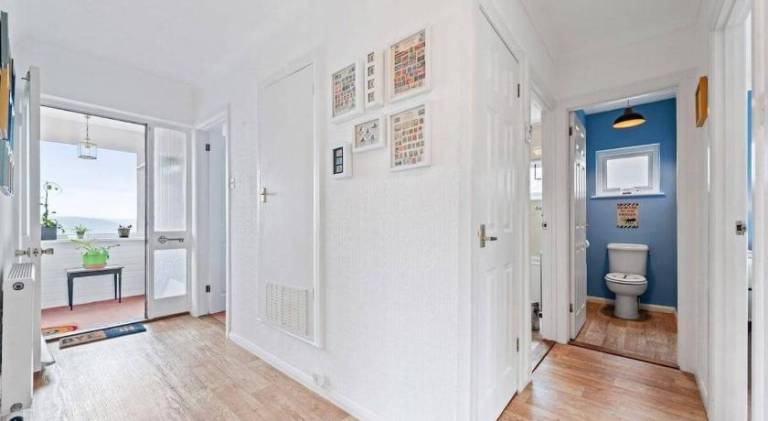 House with 2 rooms for 4 persons — photo 3