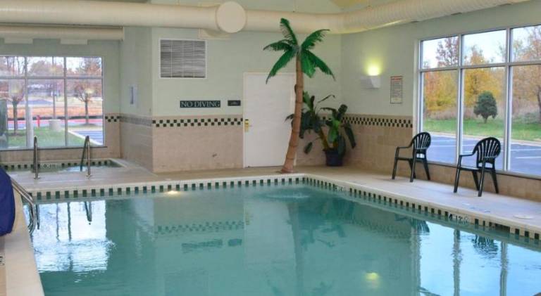 Country Inn & Suites by Radisson, Bentonville South - Rogers, AR — photo 5