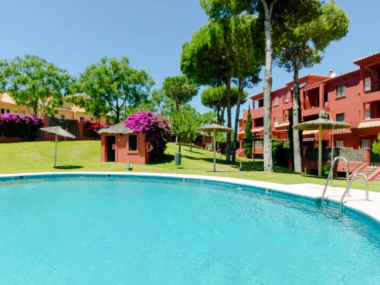 Fully equipped rental apartment with pool & terrace | Beach nearby | Dogs allowed — photo 3