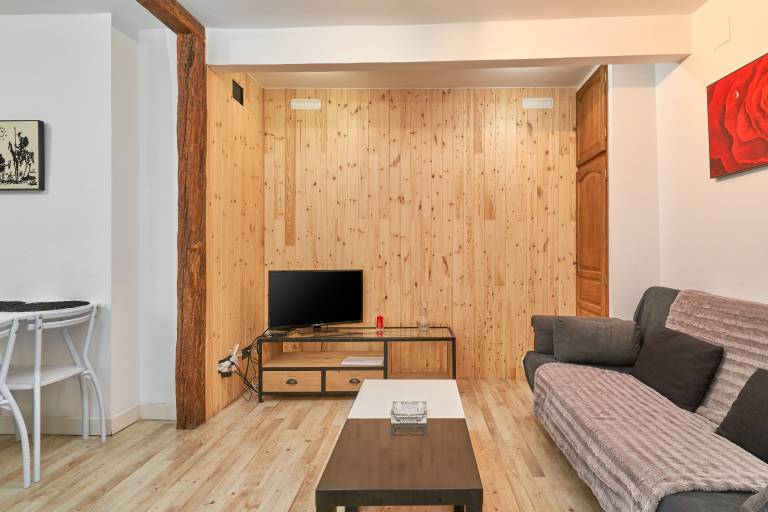 Children-friendly apartment with fast internet & yard | Close to the beach | Pets allowed — photo 3