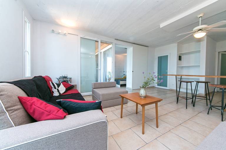 Lovely rental apartment with barbeque & terrace | Sea view | Beach nearby | Pets are welcome — photo 3