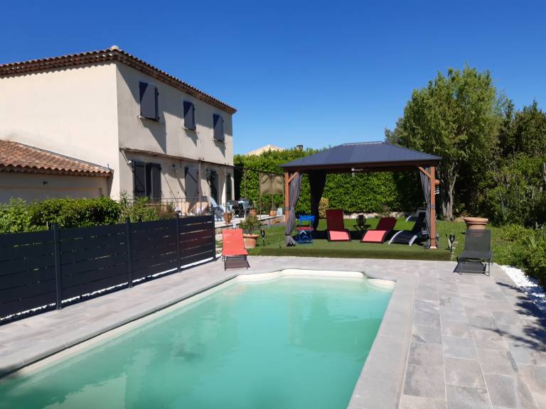 Maison de vacances Aureille