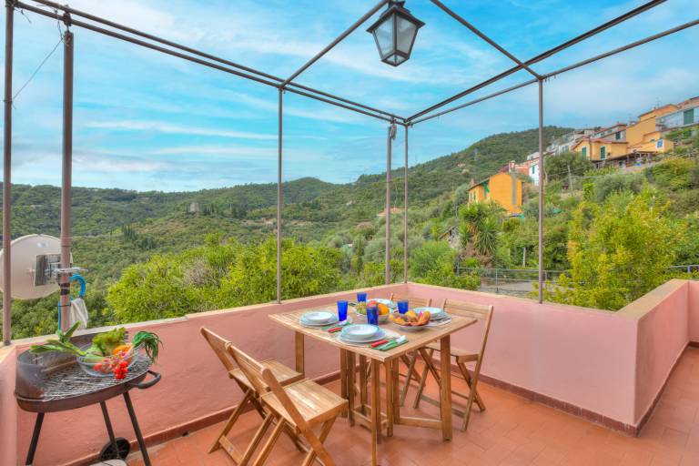 Rental apartment with garden & patio | Good for workation in Savona