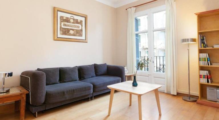 Apartment | Next to Casa Milà | Good for workation | Pets allowed in San Ramon, CA