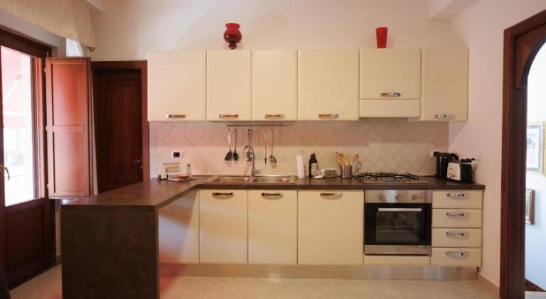 Rental apartment with 2 rooms for 4 persons — photo 2