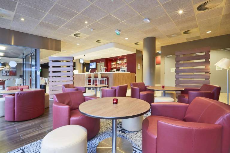 Hotel Campanile Lille Euralille — photo 2