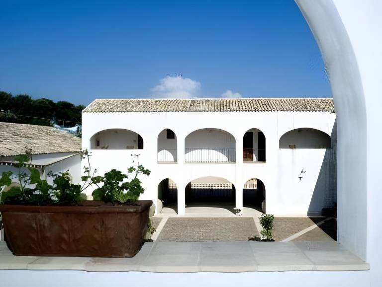 House with pool, patio & jacuzzi in Castelvetrano