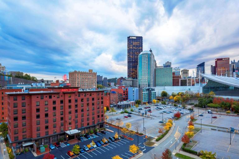 Hampton Inn & Suites Pittsburgh-Downtown in Pittsburg, PA