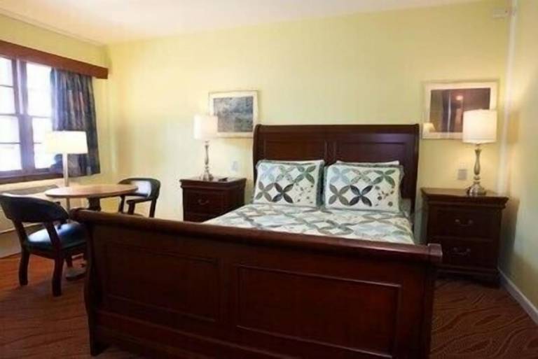 Motel  Clinton