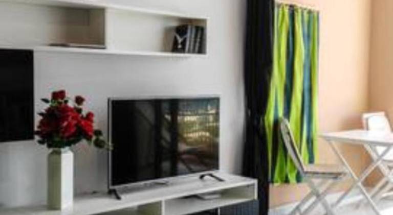 Holiday apartment with private pool, garden & terrace — photo 2