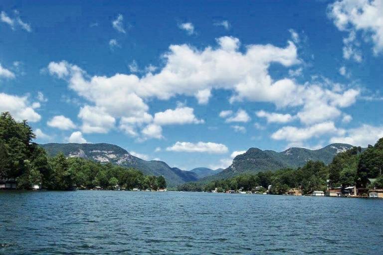 House Lake Lure