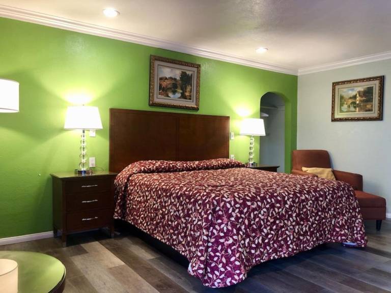 La Petite Rouge Motel — photo 2