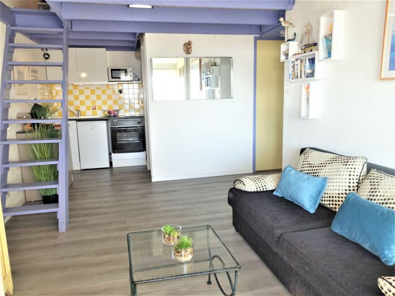 Holiday apartment with patio | Sea view — photo 2