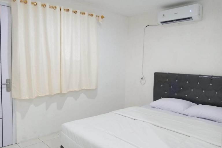 Capital O 93728 Guest House Cemara in Bandung