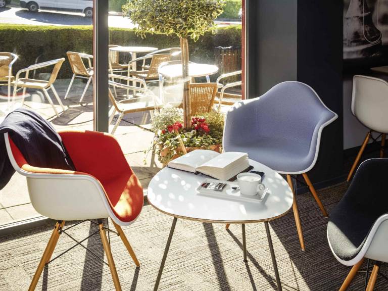 Ibis London Luton Airport — photo 4