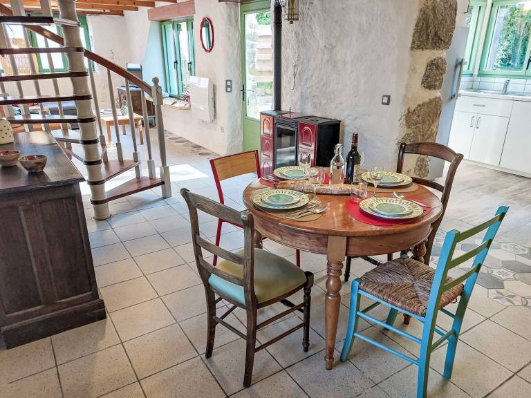 House with terrace & garden — photo 4