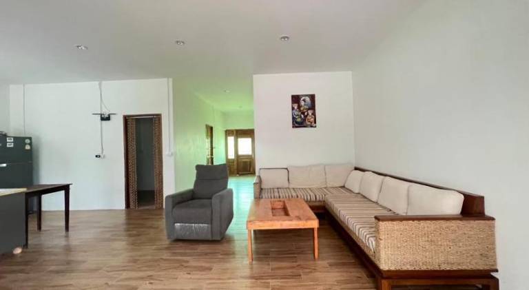 Big house with yard, barbeque & terrace | Perfect for remote work | Pets are welcome — photo 4