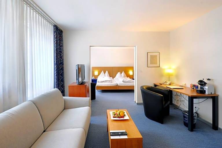 Sorell Hotel Merian — photo 2