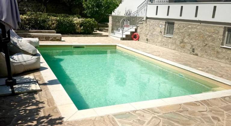 House with private pool, patio & yard in Aegina