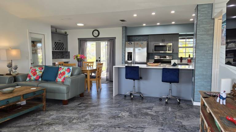 7834 Buccaneer Drive - Lovely Family Home on the South End of the Island! — photo 3