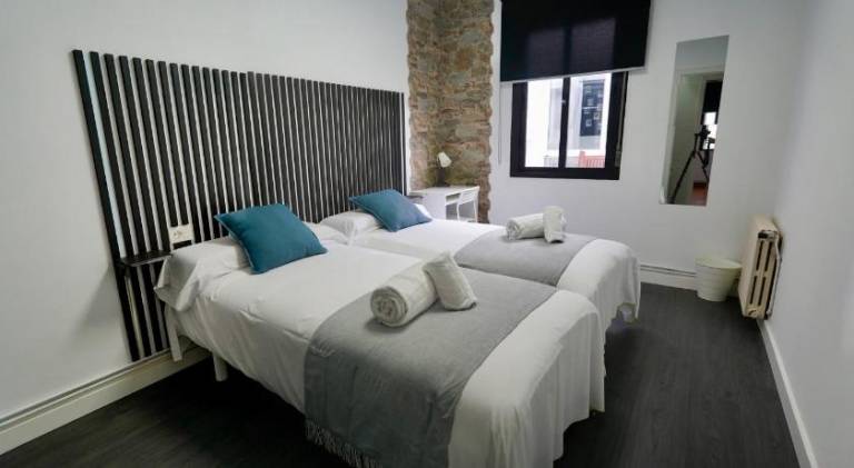 Charming apartment with patio | Pets allowed — photo 2