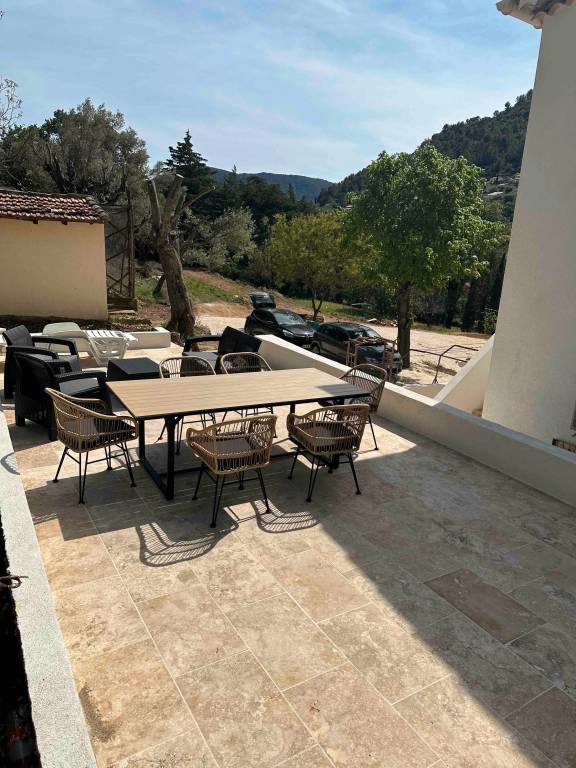 Ferienwohnung in Solliès-Toucas für max. 4 Personen Ferienwohnung in Solliès-Toucas für max. 4 Personen