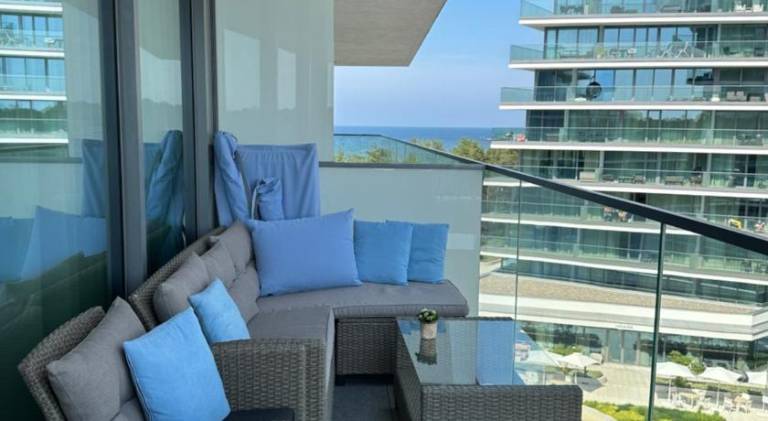 Rental apartment with jacuzzi & pool — photo 2