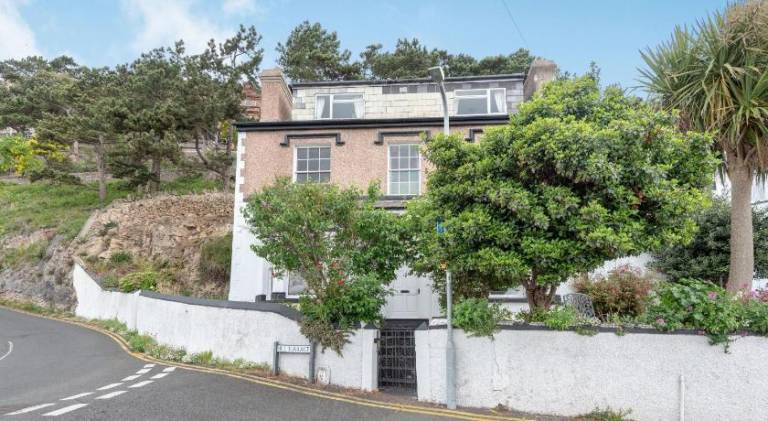 House with 6 rooms for 12 persons in Llandudno