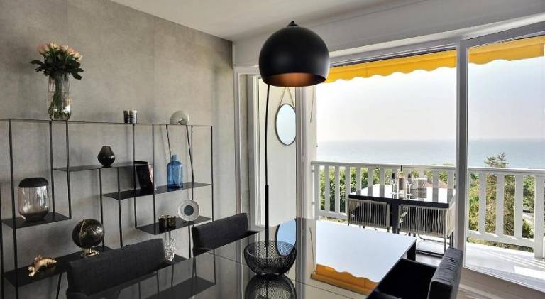 Rental apartment with terrace — photo 3