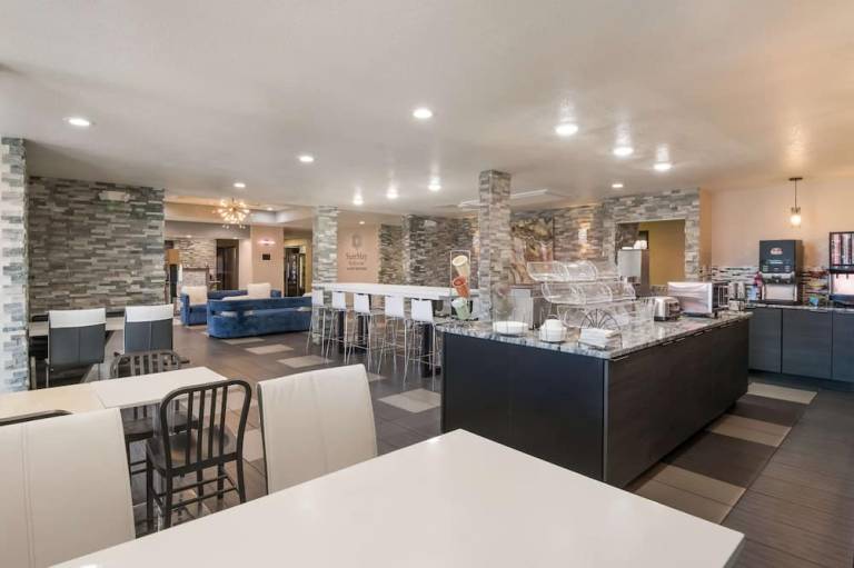 SureStay Plus Hotel by Best Western Coralville Iowa City