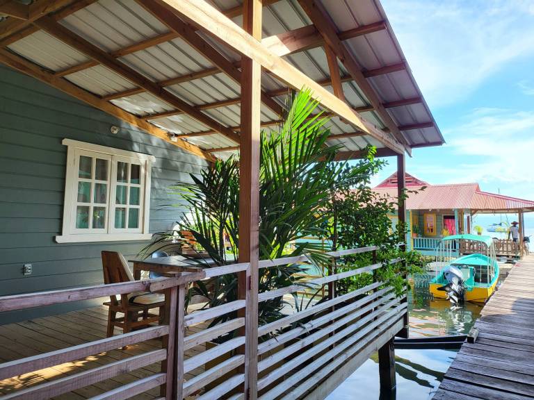 Chalet over the Caribbean sea — photo 2