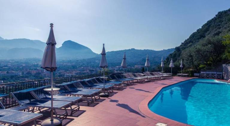 Hotel Cristina — photo 2